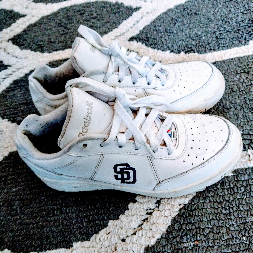 San Diego Padres logo/white rebok's size 4.5mens